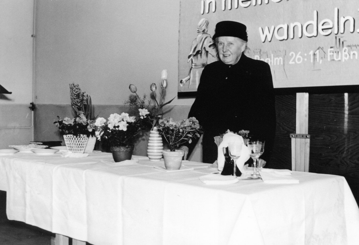 Marie Schättle beim Abendmahl am 3. April 1958